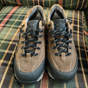 Clarks outdoor wave walk